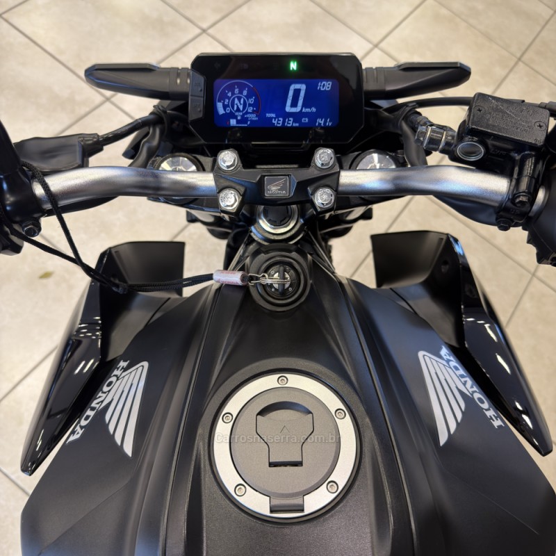CB 300F TWISTER CBS - 2024 - FARROUPILHA