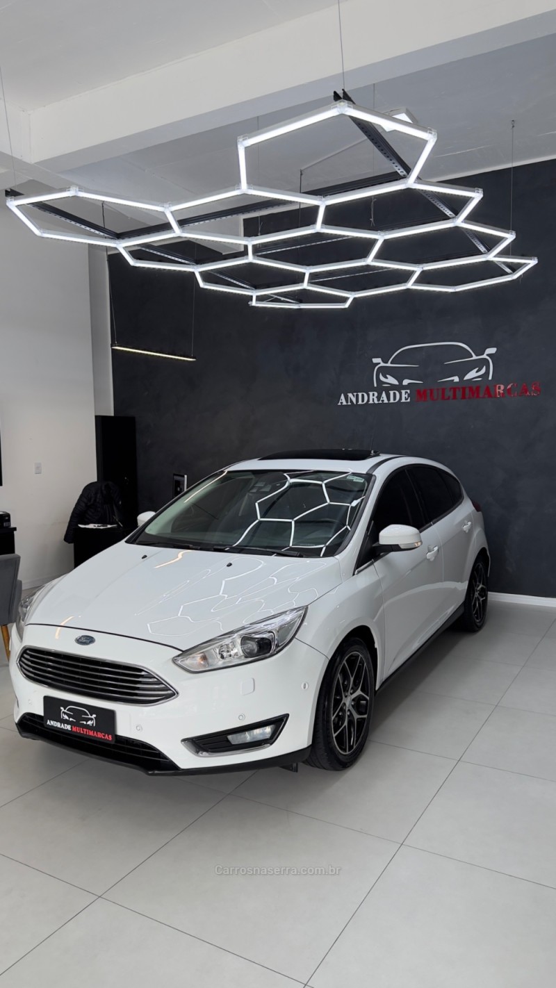 FOCUS 2.0 TITANIUM PLUS 16V FLEX 4P AUTOMÁTICO - 2016 - CAXIAS DO SUL