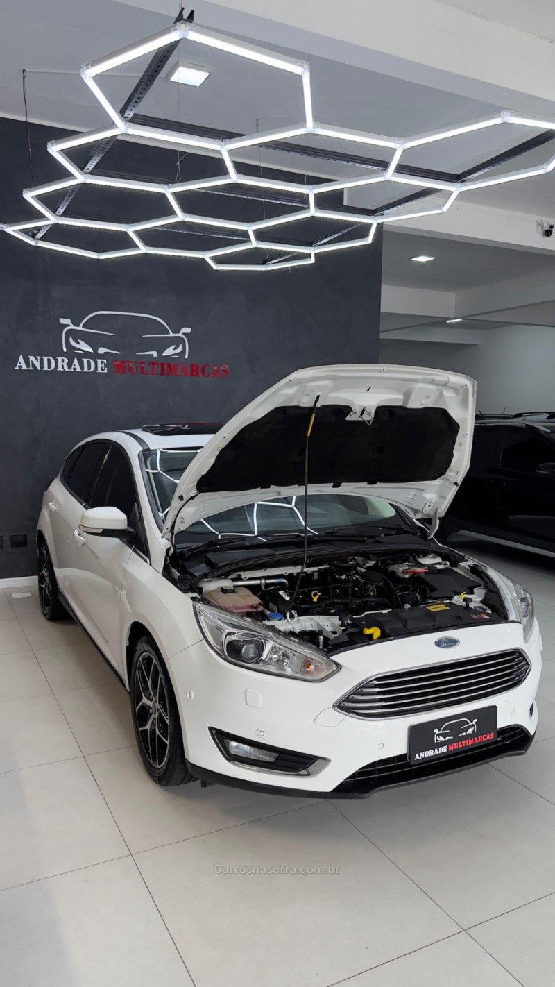 FOCUS 2.0 TITANIUM PLUS 16V FLEX 4P AUTOMÁTICO - 2016 - CAXIAS DO SUL