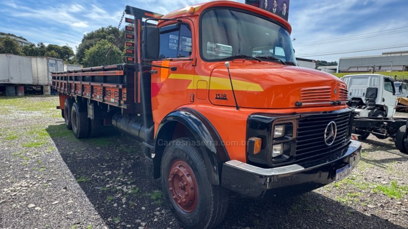L-1518 3 EIXOS - 1989 - GARIBALDI