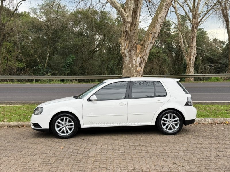 GOLF 1.6 MI SPORTLINE 8V FLEX 4P MANUAL - 2010 - DOIS IRMãOS