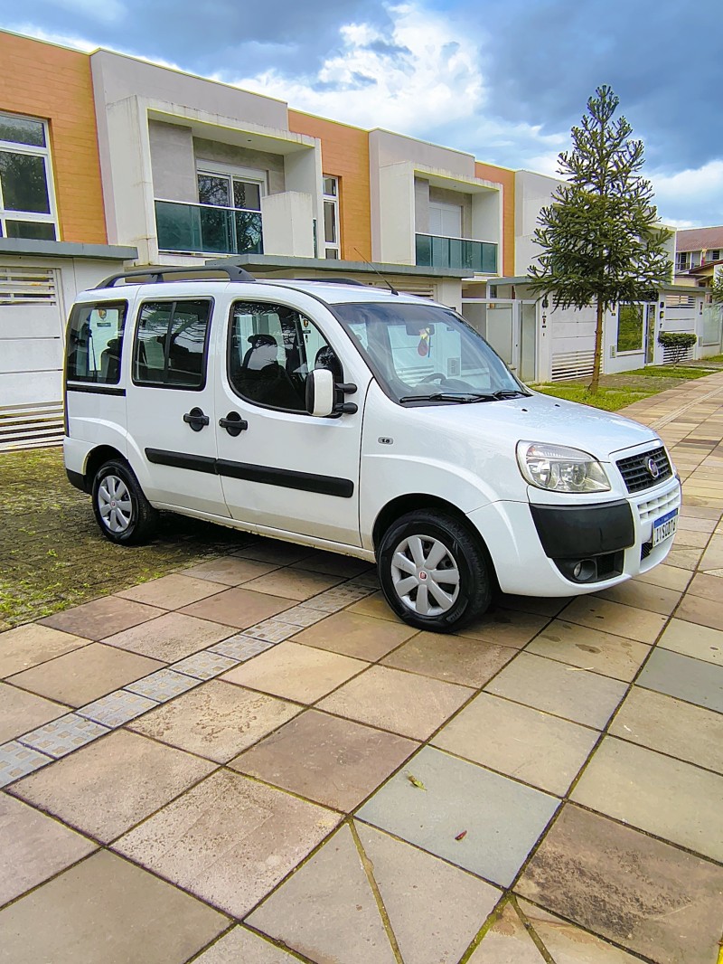 doblo 1.8 mpi essence 16v flex 7p manual 2014 farroupilha