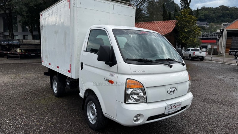 HR 2.5 TCI HD BAU 4X2 8V 97CV TURBO INTERCOOLER DIESEL 2P MANUAL - 2011 - GARIBALDI