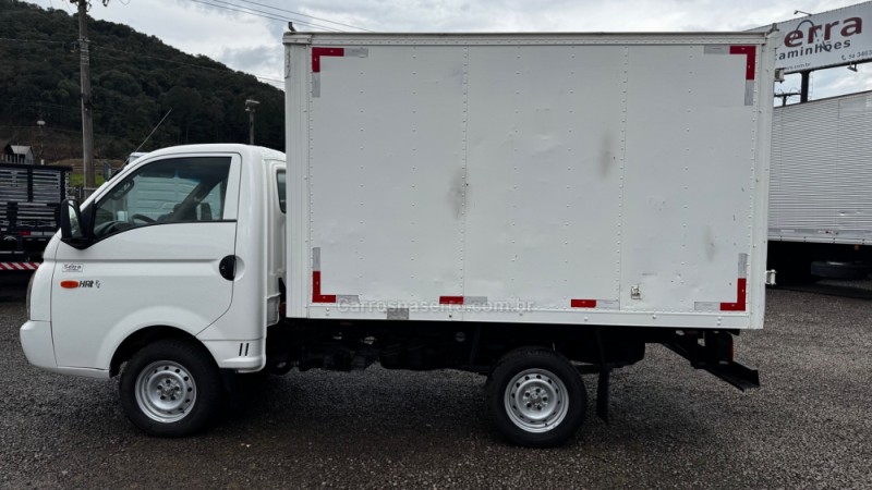 HR 2.5 TCI HD BAU 4X2 8V 97CV TURBO INTERCOOLER DIESEL 2P MANUAL - 2011 - GARIBALDI