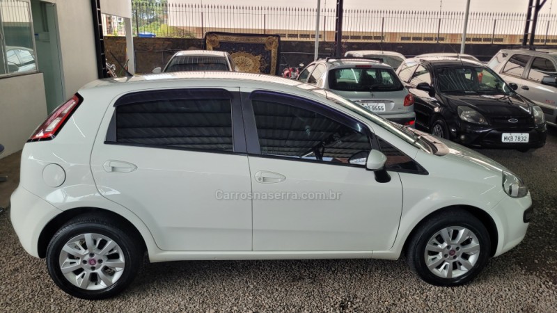 PUNTO 1.4 ATTRACTIVE 8V FLEX 4P MANUAL - 2013 - CAXIAS DO SUL
