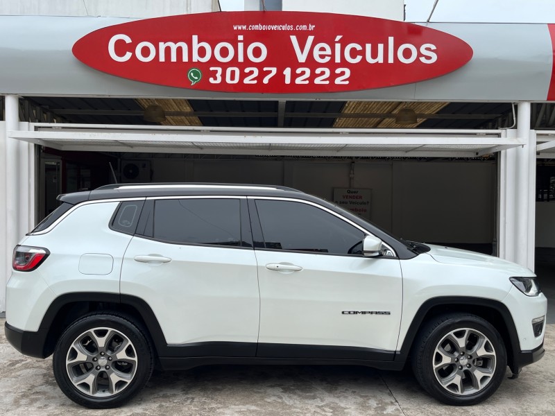 COMPASS 2.0 16V FLEX LIMITED AUTOMÁTICO - 2017 - CAXIAS DO SUL