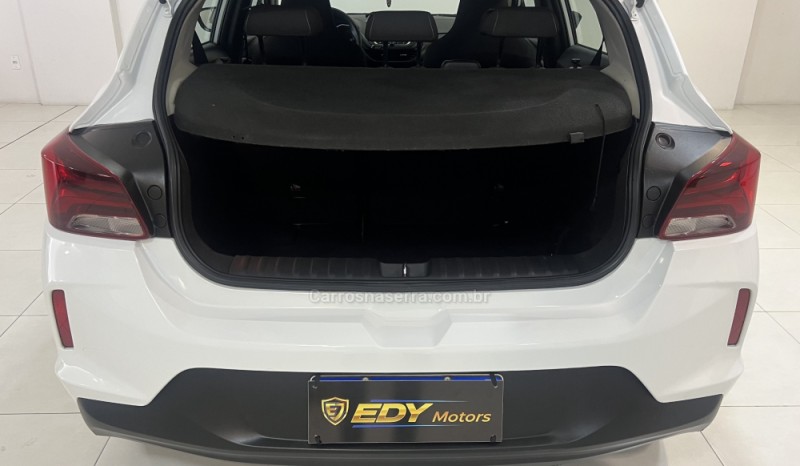 ONIX 1.0 LT 12V FLEX 4P MANUAL - 2023 - BENTO GONçALVES