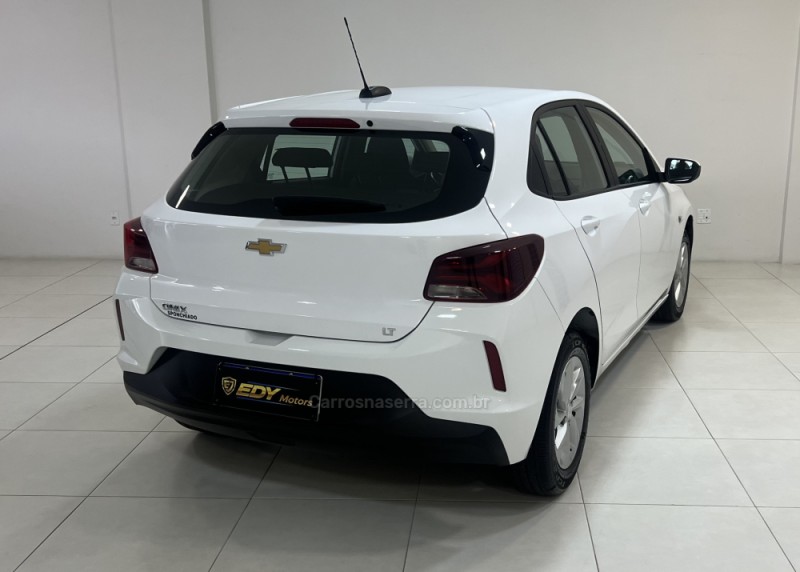 ONIX 1.0 LT 12V FLEX 4P MANUAL - 2023 - BENTO GONçALVES
