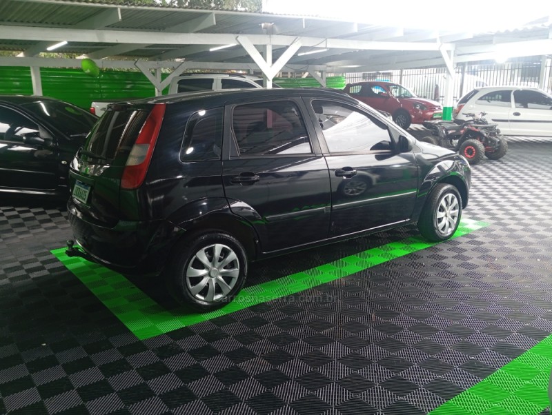FIESTA 1.0 MPI SUPERCHARGER 8V GASOLINA 4P MANUAL - 2003 - CAXIAS DO SUL