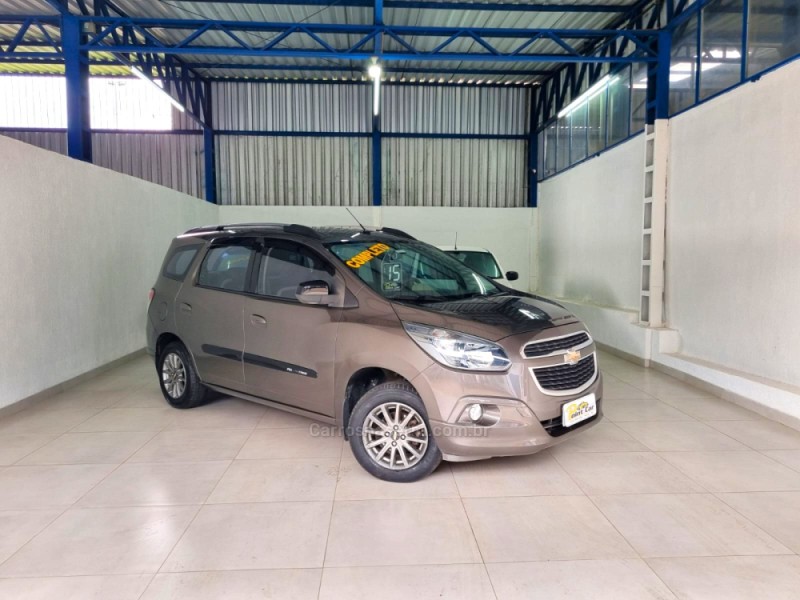 spin 1.8 lt 8v flex 4p automatico 2015 vacaria