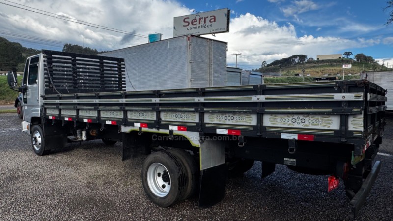 CARGO 815 E TURBO - 2010 - GARIBALDI