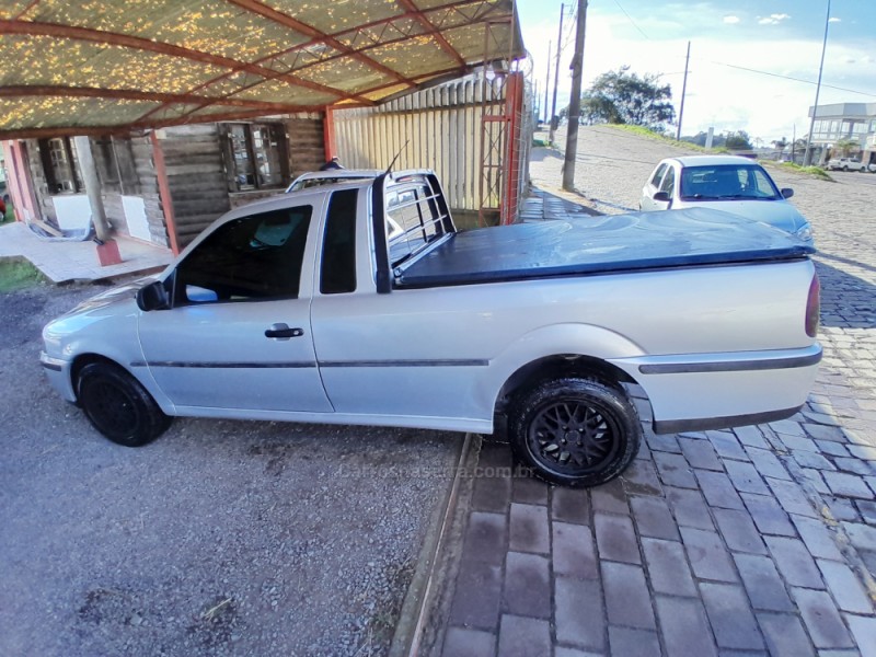 SAVEIRO 1.8 MI SUMMER CS 8V GASOLINA 2P MANUAL G.III - 2001 - VERANóPOLIS