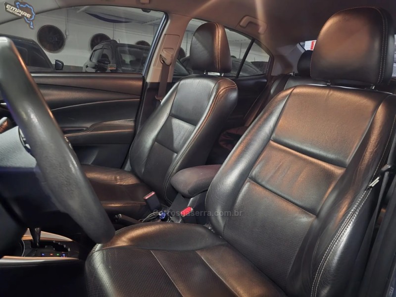 YARIS 1.5 XL LIVE SEDAN 16V FLEX 4P AUTOMÁTICO - 2019 - PORTO ALEGRE