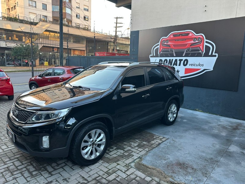 SORENTO 2.4 EX2 4X2 16V GASOLINA 4P AUTOMÁTICO - 2015 - CAXIAS DO SUL