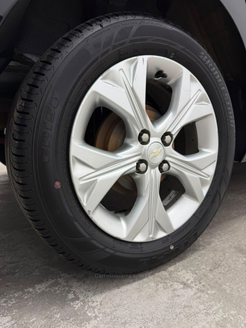 ONIX 1.0 LTZ 12V TURBO FLEX 4P MANUAL - 2023 - CAXIAS DO SUL