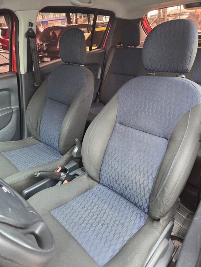 SANDERO 1.6 AUTHENTIQUE 8V FLEX 4P MANUAL - 2015 - CAXIAS DO SUL