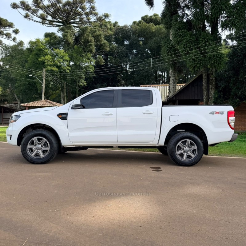 RANGER 2.2 XLS 4X4 CD 16V DIESEL 4P AUTOMÁTICO - 2023 - VACARIA