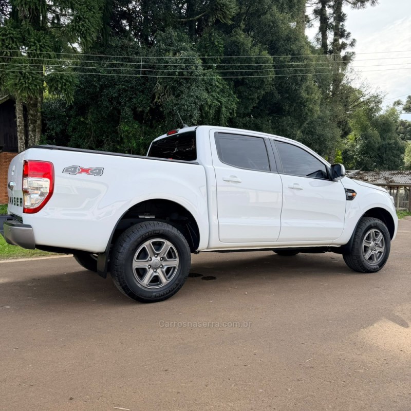 RANGER 2.2 XLS 4X4 CD 16V DIESEL 4P AUTOMÁTICO - 2023 - VACARIA