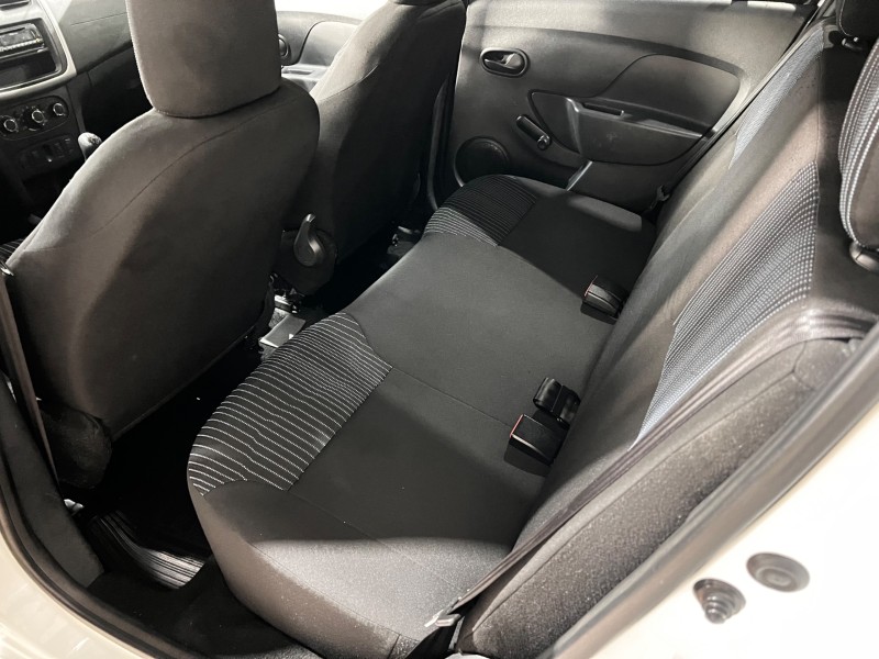 SANDERO 1.0 AUTHENTIQUE 12V FLEX 4P MANUAL - 2017 - CAXIAS DO SUL