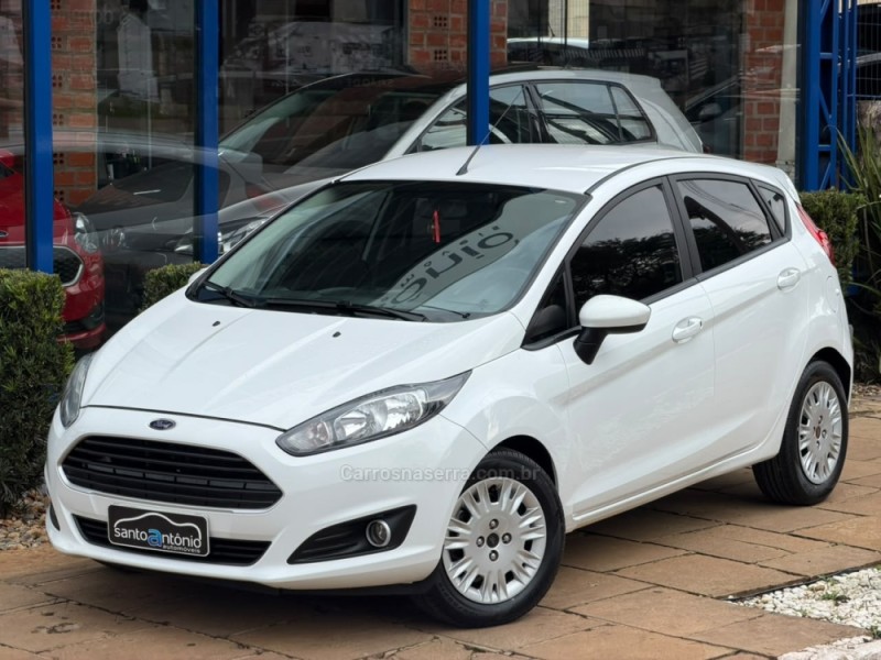 fiesta 1.5 se hatch 16v flex 4p manual 2015 lagoa vermelha