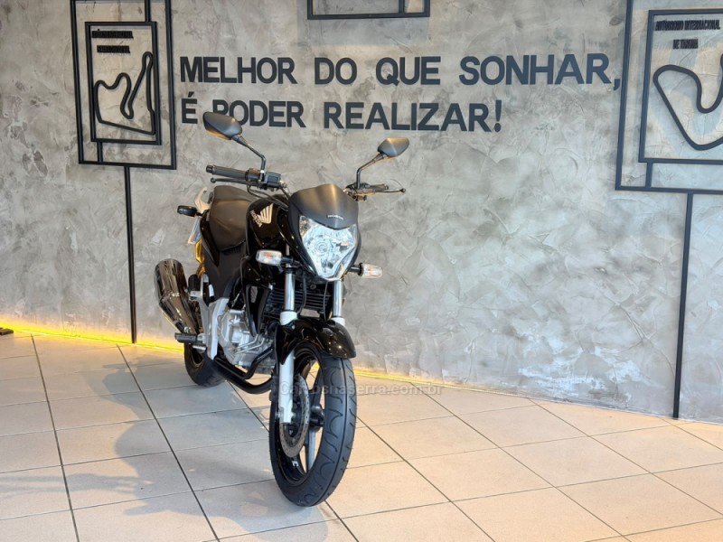 CB 300R  - 2014 - CAXIAS DO SUL