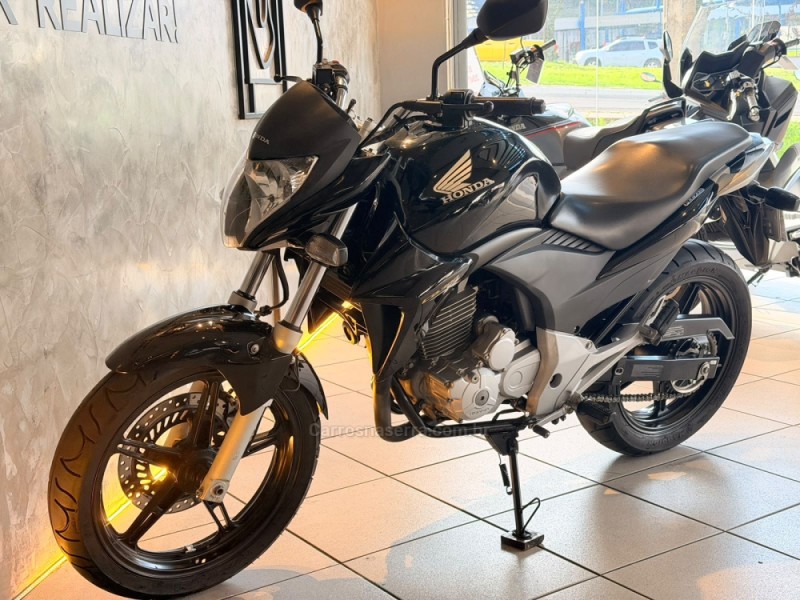CB 300R  - 2014 - CAXIAS DO SUL
