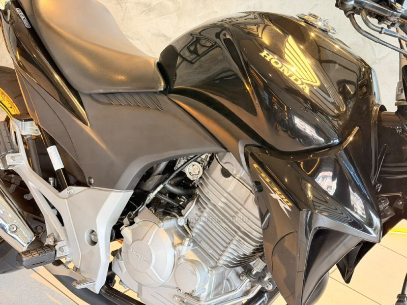 CB 300R  - 2014 - CAXIAS DO SUL