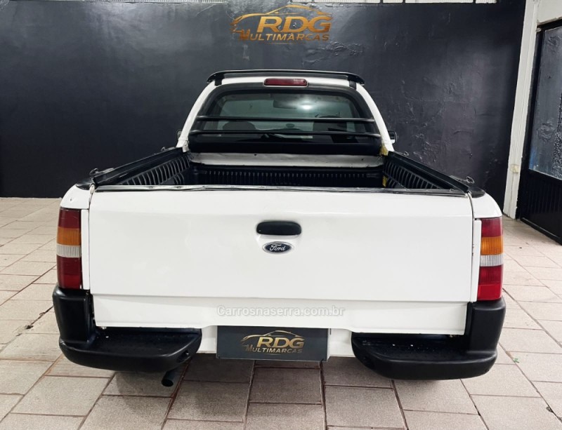 COURIER 1.6 L 8V FLEX MANUAL - 2009 - CAXIAS DO SUL