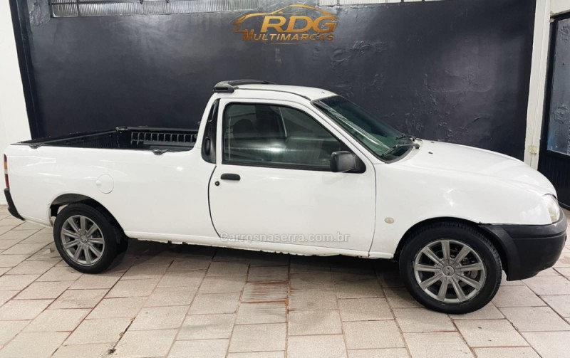 COURIER 1.6 L 8V FLEX MANUAL - 2009 - CAXIAS DO SUL