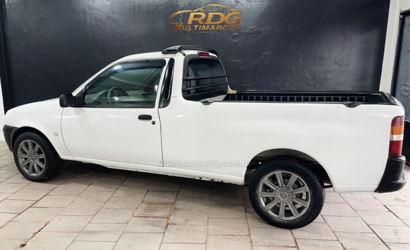 COURIER 1.6 L 8V FLEX MANUAL - 2009 - CAXIAS DO SUL