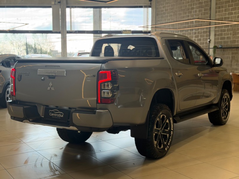 TRITON 2.4 HPE-S 4X4 CD TURBO 16V DIESEL 4P AUTOMÁTICO - 2024 - CARLOS BARBOSA