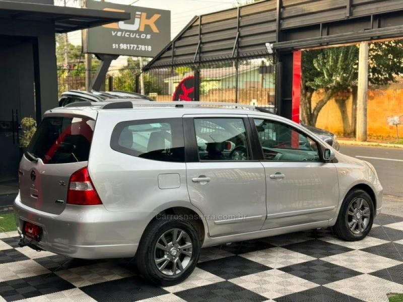 GRAND LIVINA 1.8 SL 16V FLEX 4P AUTOMÁTICO - 2013 - CANOAS