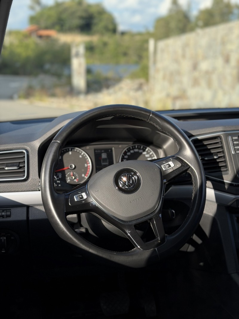 AMAROK 3.0 V6 TDI HIGHLINE CD DIESEL 4MOTION AUTOMÁTICO - 2024 - ANTôNIO PRADO