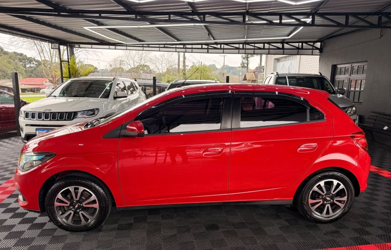 ONIX 1.4 MPFI LTZ 8V FLEX 4P MANUAL - 2014 - CANELA