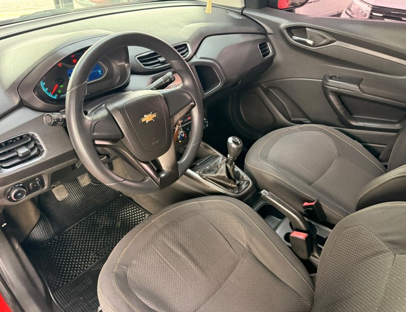 ONIX 1.4 MPFI LTZ 8V FLEX 4P MANUAL - 2014 - CANELA