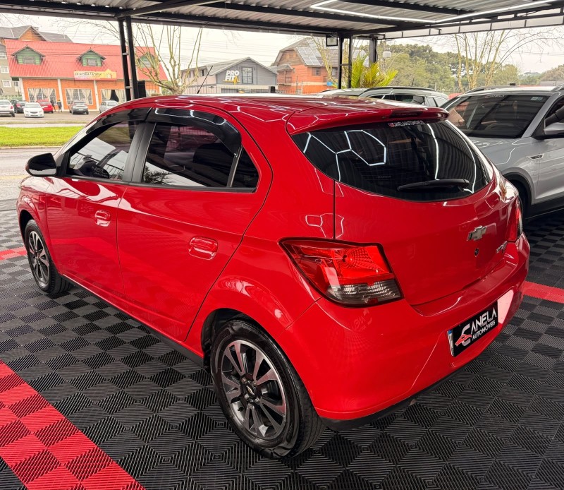 ONIX 1.4 MPFI LTZ 8V FLEX 4P MANUAL - 2014 - CANELA