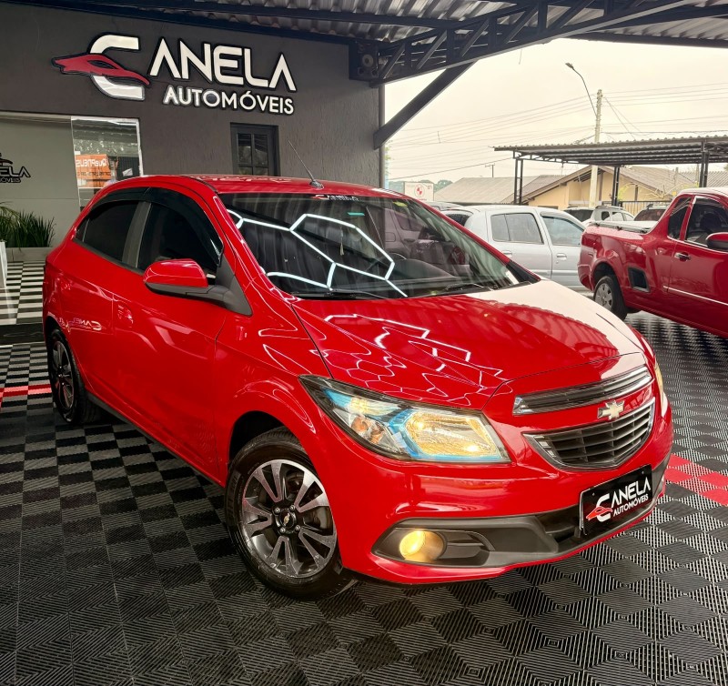 ONIX 1.4 MPFI LTZ 8V FLEX 4P MANUAL - 2014 - CANELA