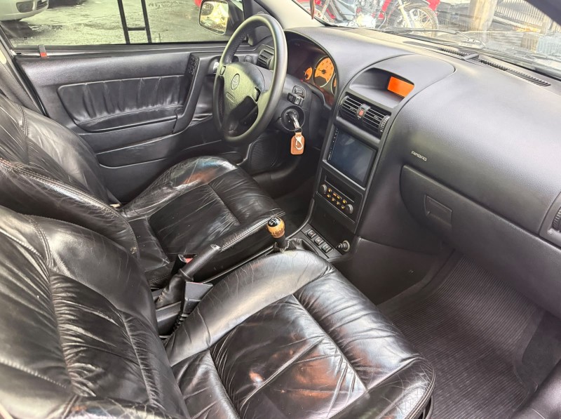ASTRA 2.0 MPFI ELITE SEDAN 8V FLEX 4P MANUAL - 2005 - CANELA