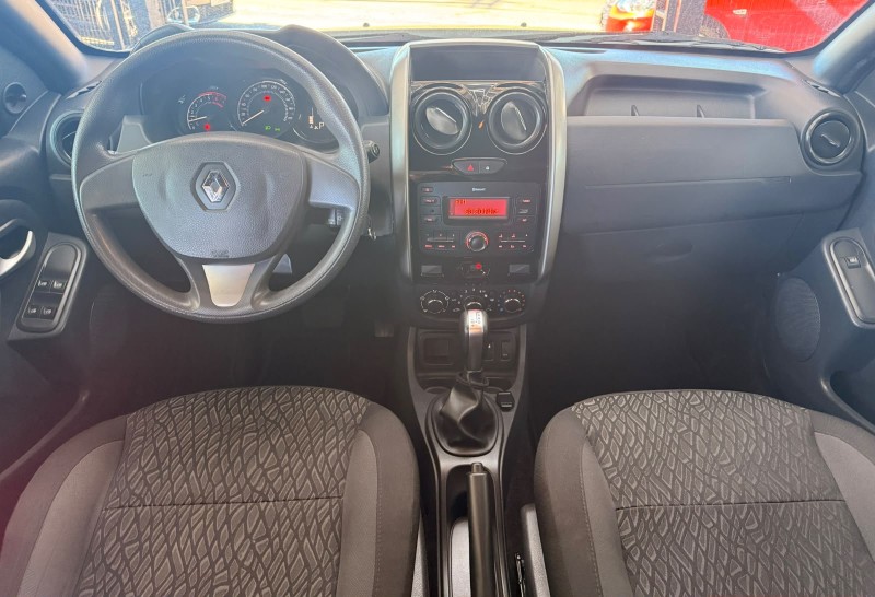 DUSTER 1.6 EXPRESSION 4X2 16V FLEX 4P AUTOMÁTICO - 2020 - CANELA