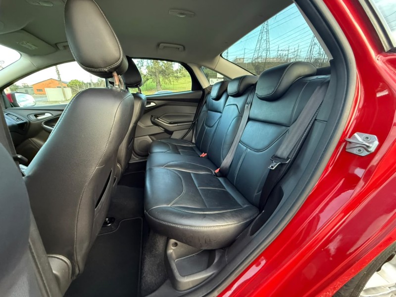 FOCUS 2.0 SE SEDAN 16V FLEX 4P AUTOMÁTICO - 2016 - FARROUPILHA