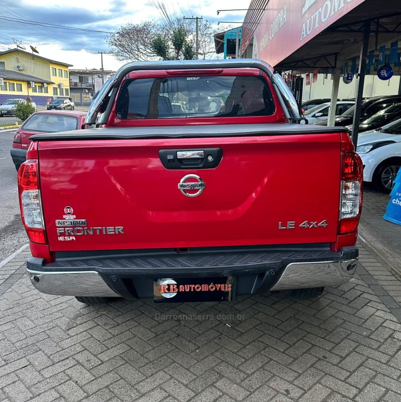 FRONTIER 2.3 LE 4X4 CD BI TURBO DIESEL 4P AUTOMÁTICO - 2017 - PAROBé