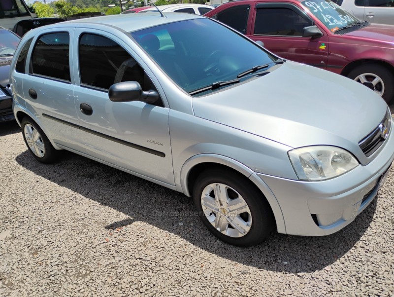 corsa 1.4 mpfi maxx 8v flex 4p manual 2009 caxias do sul