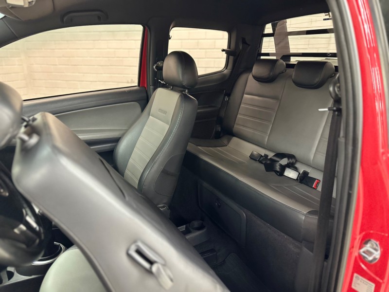 SAVEIRO 1.6 CROSS CD 16V FLEX 2P MANUAL - 2015 - NOVO HAMBURGO