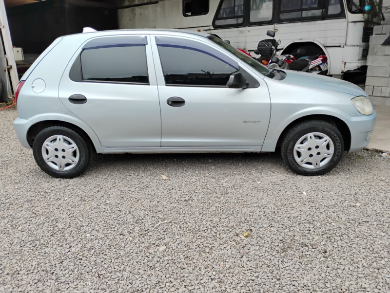 CELTA 1.0 MPFI SPIRIT 8V FLEX 4P MANUAL - 2011 - CAXIAS DO SUL