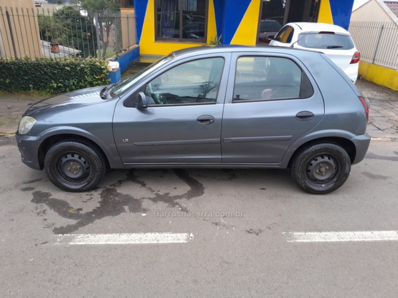 CELTA 1.0 MPFI LS 8V FLEX 4P MANUAL - 2012 - NOVA PRATA