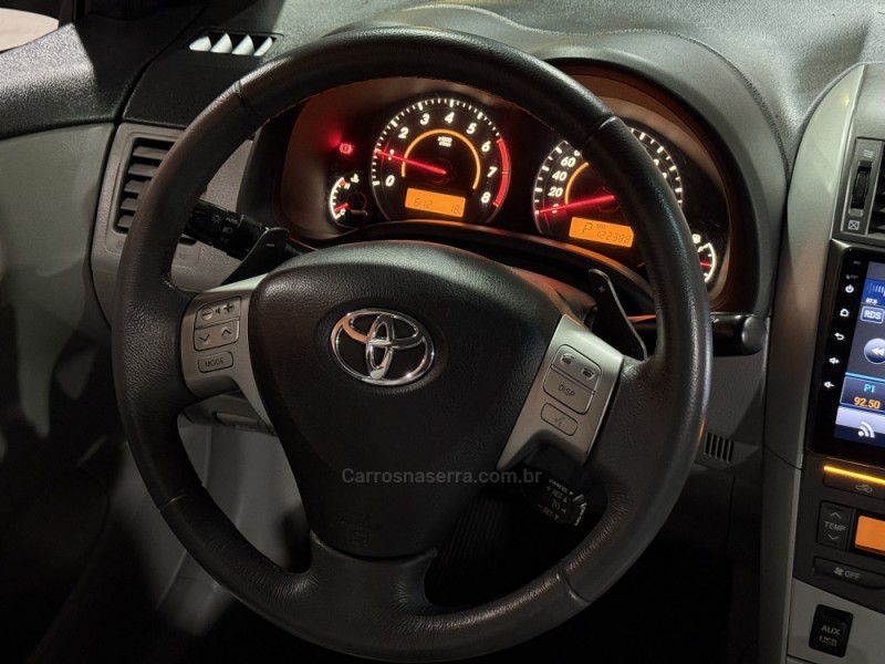 COROLLA 2.0 XEI 16V FLEX 4P AUTOMÁTICO - 2013 - BENTO GONçALVES