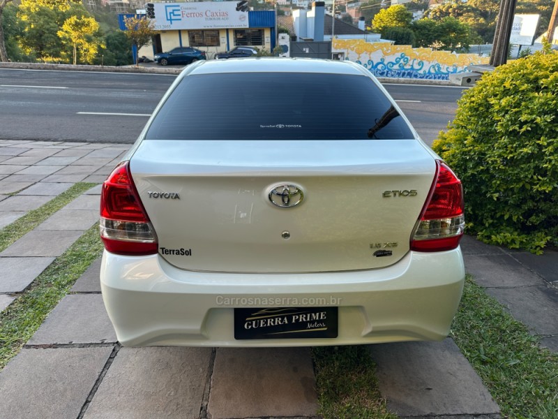 ETIOS 1.5 XS SEDAN 16V FLEX 4P AUTOMÁTICO - 2018 - CAXIAS DO SUL