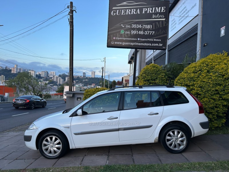 MÉGANE 1.6 DYNAMIQUE GRAND TOUR 16V FLEX 4P MANUAL - 2013 - CAXIAS DO SUL