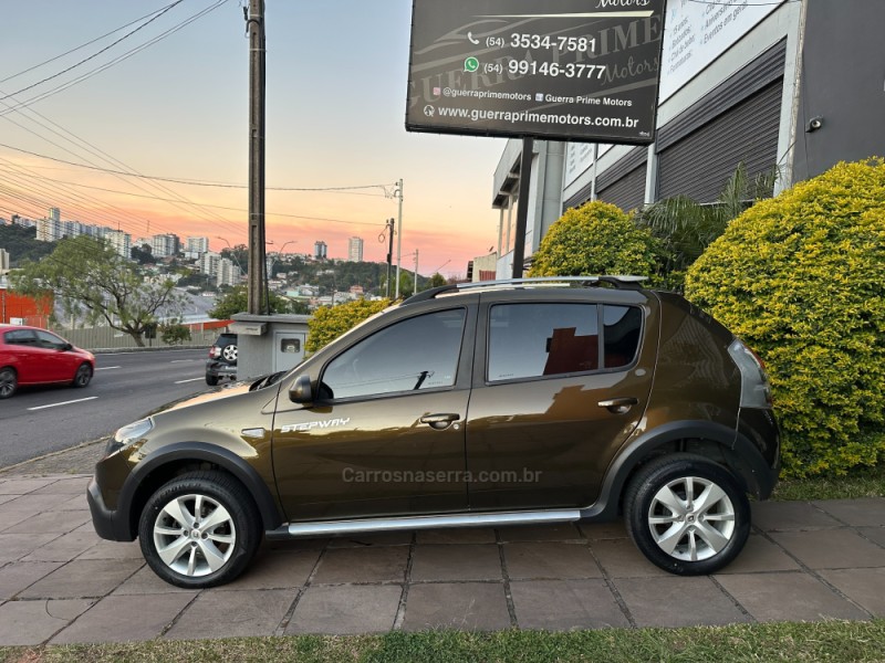 SANDERO 1.6 STEPWAY 16V FLEX 4P AUTOMÁTICO - 2014 - CAXIAS DO SUL