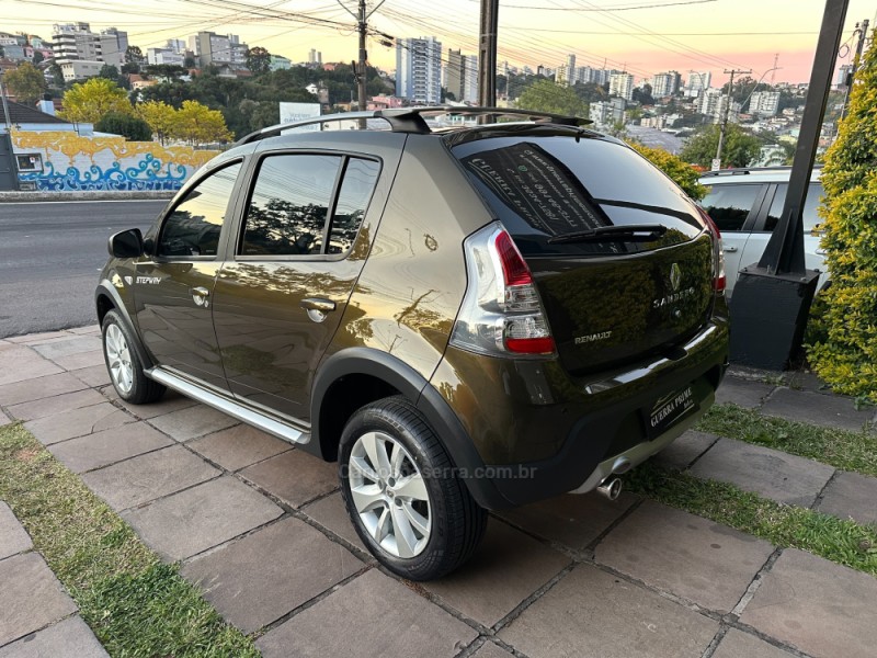 SANDERO 1.6 STEPWAY 16V FLEX 4P AUTOMÁTICO - 2014 - CAXIAS DO SUL